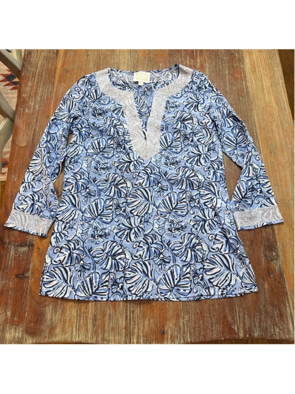 Sail to Sable Tunic Beach Coverup Blue Tropical Leaf Print Small Metallic